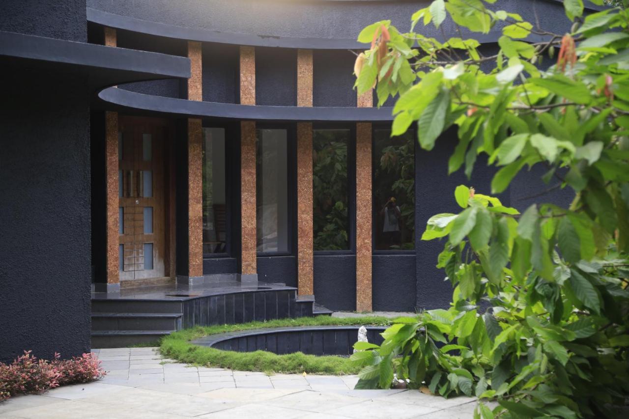 Готель Sattva-The Awakening Garden Kakkadampoyil Екстер'єр фото
